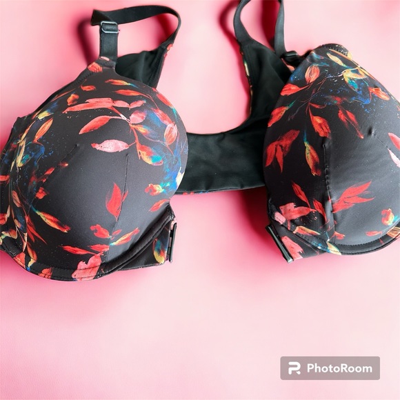 Torrid Bra- like new worn once - Picture 4 of 5